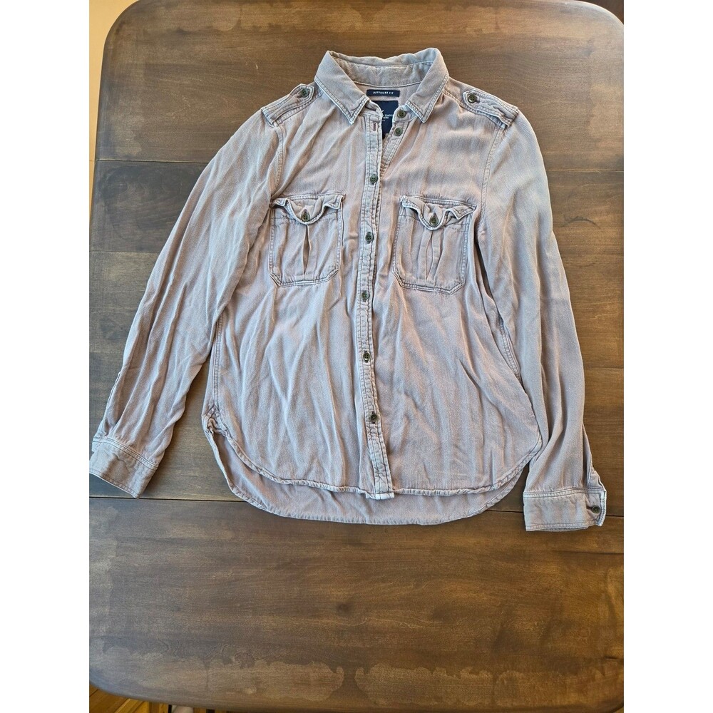American Eagle boyfriend fit button down shirt size small